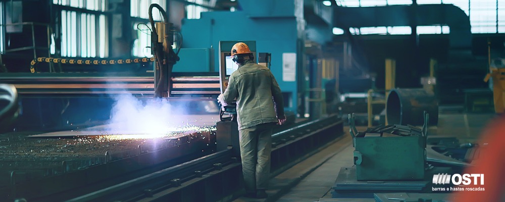 A Modernização da Indústria Metalúrgica: Como Produtos Inovadores Estão Impulsionando a Produtividade